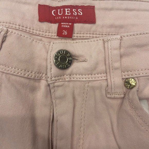 Guess pink stretchy shorts - Picture 2 of 6